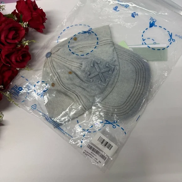 🔥SALE $550 NWT OFF-WHITE DENIM BASEBALL HAT
